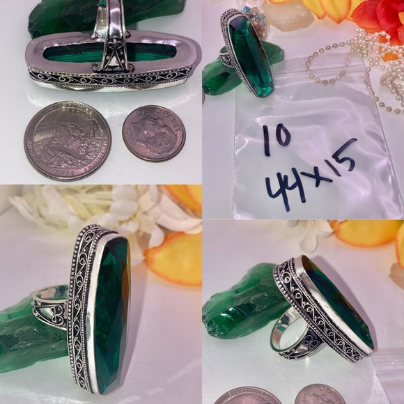 💚💚 Green Quartz Gemstone Chunky Handmade Cocktail Ring - Picture 7 of 8